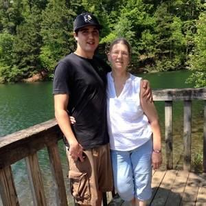 Meet your Posher, Lynn